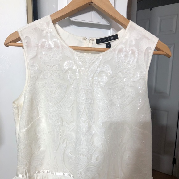 Fancy white top - Picture 8 of 8